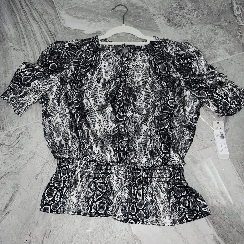 Smock waist snake skin top